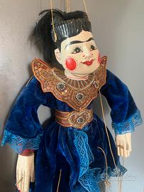 Bambola marionetta danzatrice Thai