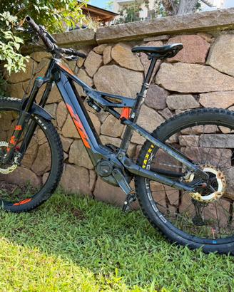 Ebike Macina Kapoho 7971 bi-ammortizzata