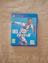 Fifa 19 (da collezione perché è  gioco vecchiotto)