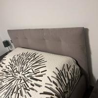 Letto matrimoniale materasso e comodini