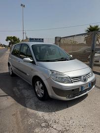 Renault Scenic Scénic 1.9 dCi/130CV Confort - dies
