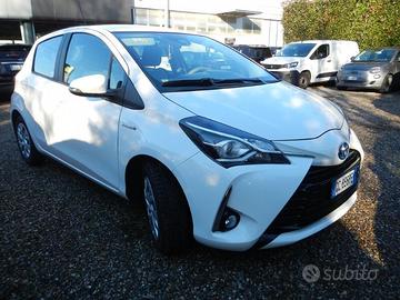 Toyota Yaris 1.5 Hybrid 5 porte Business
