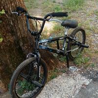 BMX bicicletta 