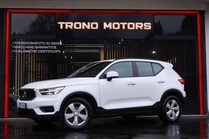Volvo XC40 D3 Momentum Core