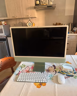 iMac 24" Display Retina 4.5K Apple Chip M3
