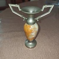 Piccola anfora in pietra onice e metallo anni '70