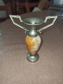 Piccola anfora in pietra onice e metallo anni '70