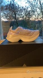 Saucony endorphine elite