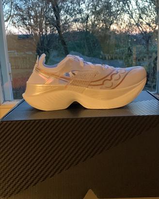 Saucony endorphine elite