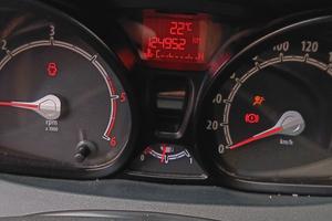 Ford Fiesta 1.4 TDCi 70CV 5 porte Titanium