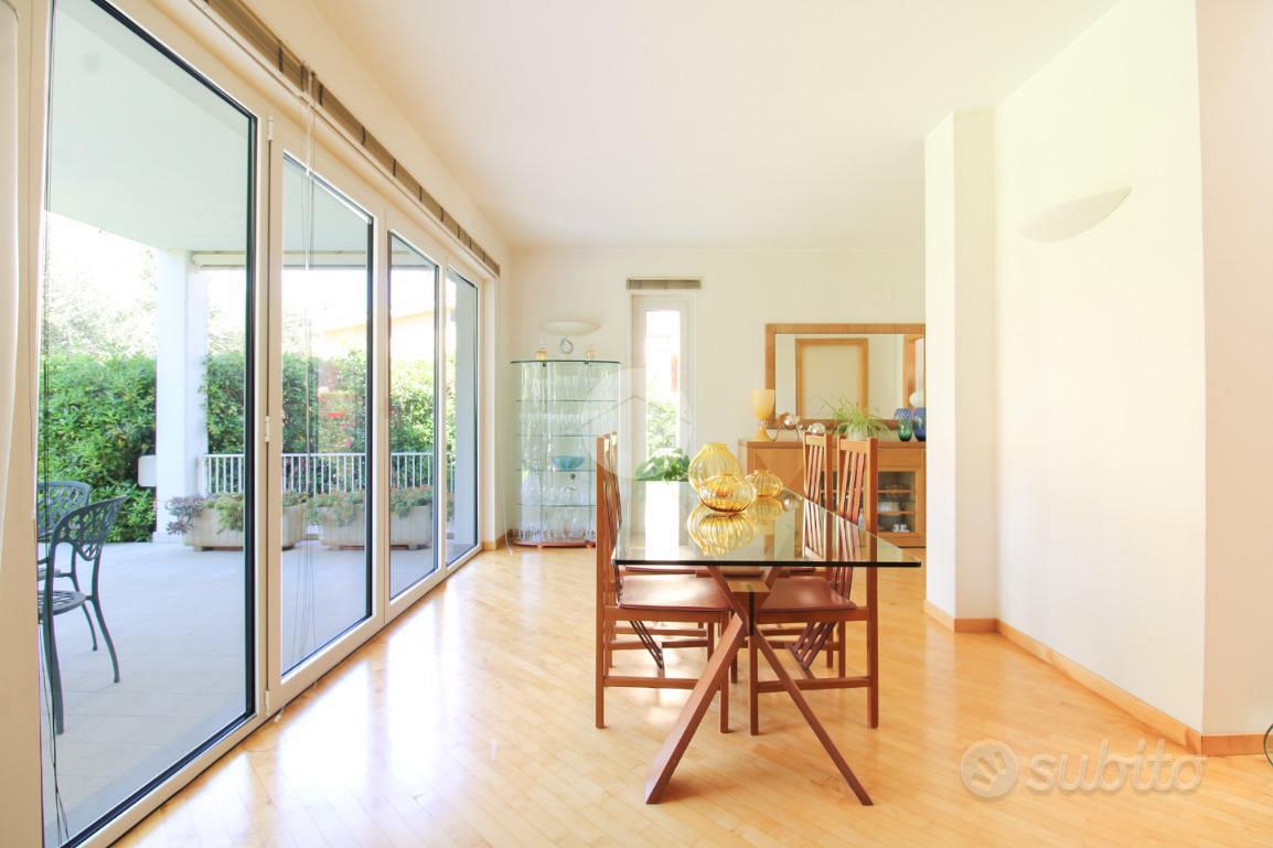 House in Pineto, Quartiere delle nazioni, Teramo - Altro