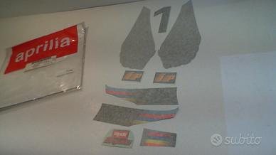 DECALCO SERIE CARROZ.ANT. SR 50 APRILIA AP8267900
