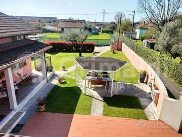 Villa o villino Massa [MAS.180VRG]