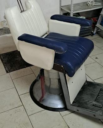Sedia da barbiere vintage anni 50