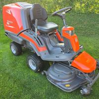 Trattorino tagliaerba Rider Husqvarna RC 320Ts AWD