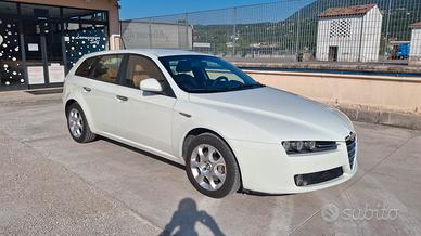 ALFA ROMEO 159 2.0 136CV 2011 GANCIO TRAINO.
