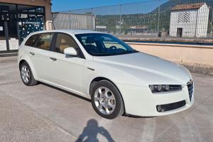 ALFA ROMEO 159 2.0 136CV 2011 GANCIO TRAINO.