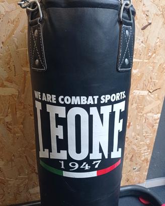 Kit Boxe LEONE 1947 - Sacco 40 kg 2 Paia Guantoni