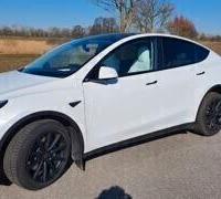Ricambi tesla model Y 2021 2022 2023 DISPONIAMO DI