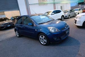 FORD Fiesta 1.4dci 68 CV 5 porte Titanium
