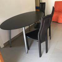 Tavolo ellittico 150/60 con 6 sedie colore nero