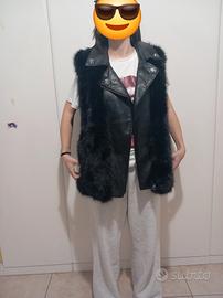 Gilet in ecopelle con pelliccia