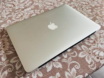 MacBook Air 13” (2017) – SSD 1TB