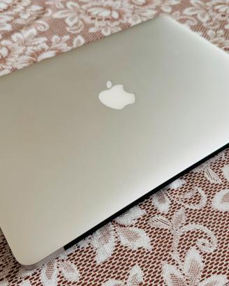 MacBook Air 13” (2017) – SSD 1TB