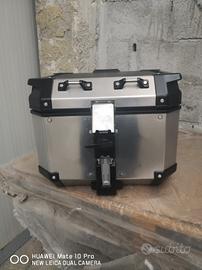 Givi trekker Outback 42 litri Top case 