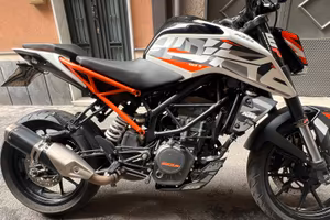 Ktm duke 125