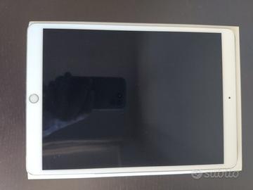 iPad Pro 10.5 64gb con accessori