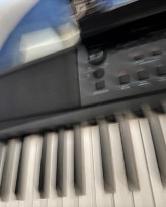 Tastiera Yamaha PRS-E383