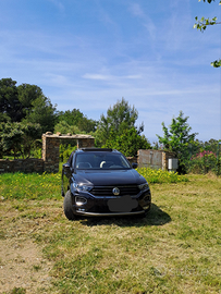 T roc 2.0 FSI 190 cv
