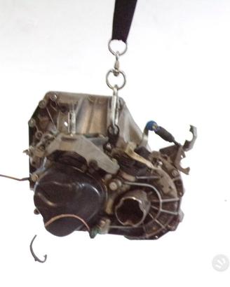 Cambio manuale Nissan Qashqai 1.6 benzina 2010