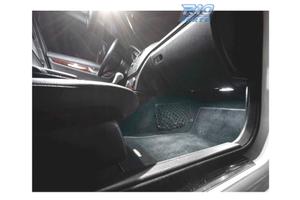 PLAFONI LED PER PIEDI E PORTE PER MERCEDES