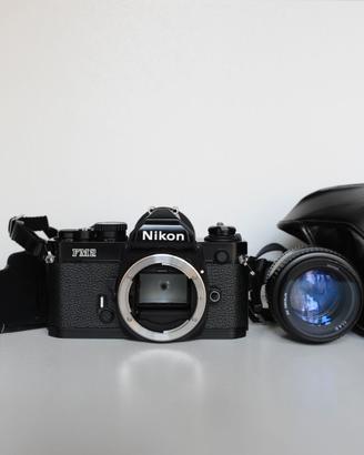 Nikon FM2 New reflex 35 mm meccanica pellicola