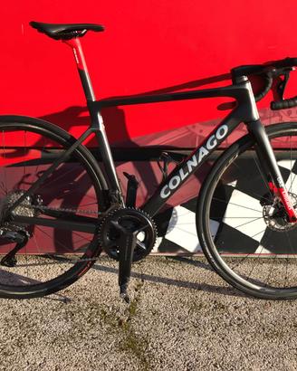 Colnago V4Rs UAE Emirates Ultegra Di2
