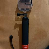 Custodia stagna e manico gopro