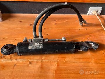 Terzo punto idraulico, con aggancio rapido