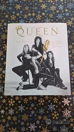 Queen La storia Illustrata di Phil Sutcliffe