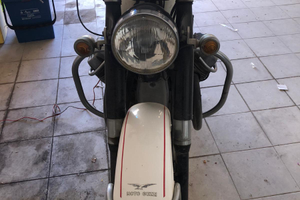 Moto Guzzi V7