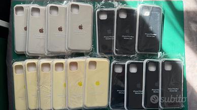 Lotto 17 custodie iphone 11 pro max