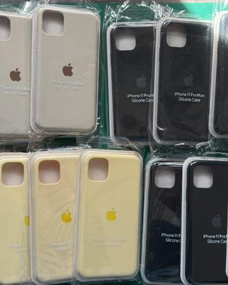 Lotto 17 custodie iphone 11 pro max