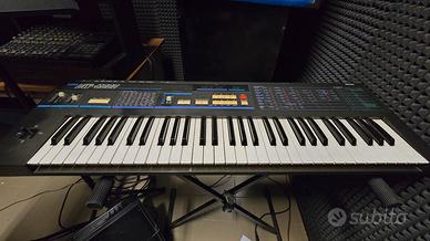 Sintetizzatore analogico Korg DW6000