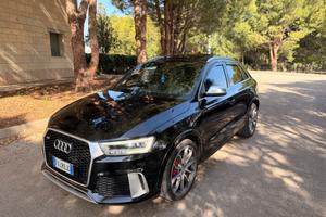 Audi Q3 RS 2.5 TFSI quattro S tronic performance