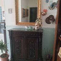 Credenza o cucitrice antica 