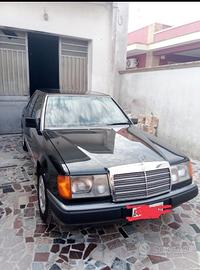 Mercedes E 200