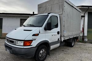 IVECO Daily 35 CENTINATO PORTATA 12 QL