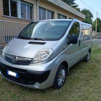 OPEL VIVARO 2.0 tdci anno 2011