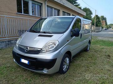OPEL VIVARO 2.0 tdci anno 2011